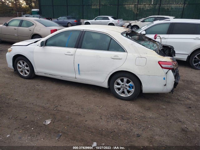 2011 TOYOTA CAMRY VIN: 4T1BF3EK4BU591850