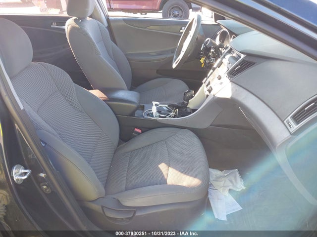2014 HYUNDAI SONATA GLS VIN: 5NPEB4AC2EH850061