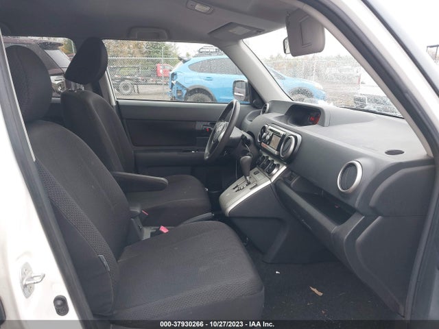 2010 SCION XB VIN: JTLZE4FE9A1117496