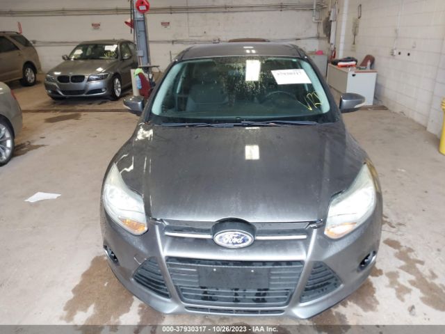 1FADP3F29EL188987 Ford FOCUS SE