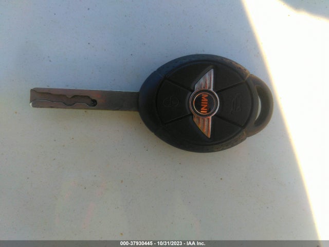2006 MINI COOPER HARDTOP WMWRC33516TK18511 Photo 10