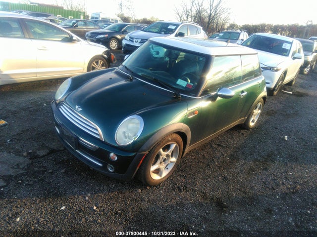 2006 MINI COOPER HARDTOP WMWRC33516TK18511 Photo 1