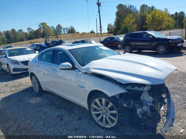 2013 JAGUAR XF SAJWJ0EF9D8S87108 Photo 0