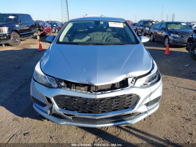 1G1BE5SM1J7221776 Chevrolet Cruze Lt Auto