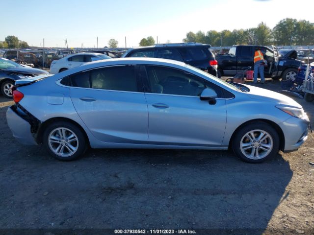 1G1BE5SM1J7221776 Chevrolet Cruze Lt Auto
