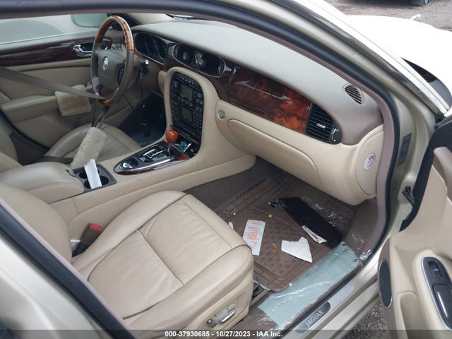 2008 JAGUAR XJ SAJWA79BX8SH20558 Photo 4