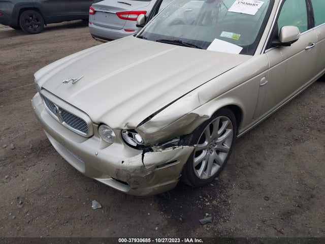 2008 JAGUAR XJ SAJWA79BX8SH20558 Photo 5