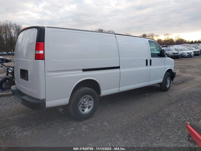 Chevrolet EXPRESS CARGO VAN 2023 1GCWGBFPXP1113495 Image 4