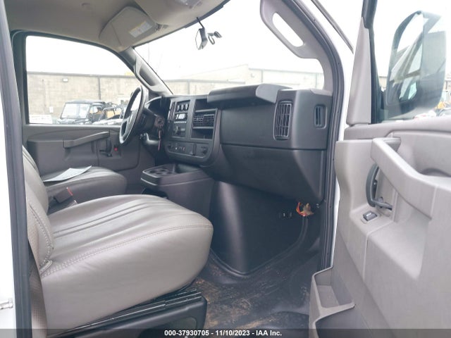 Chevrolet EXPRESS CARGO VAN 2023 1GCWGBFPXP1113495 Image 5
