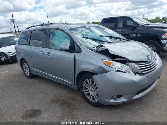 2016 TOYOTA SIENNA XLE 8 PASSENGER VIN: 5TDYK3DC1GS716626