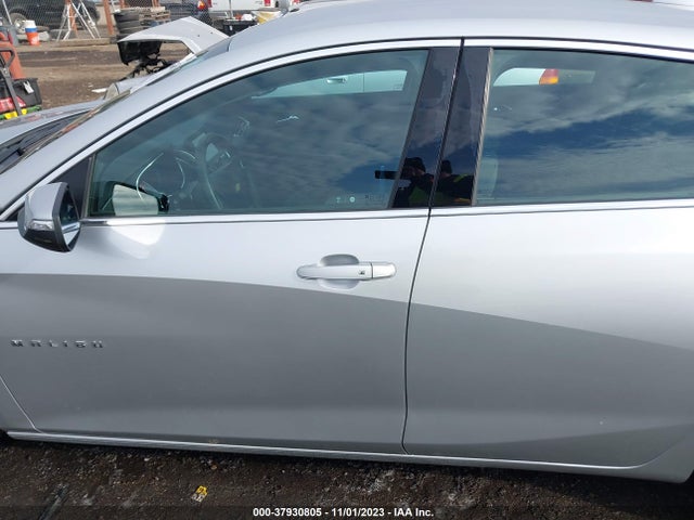 Chevrolet MALIBU LT 2018 1G1ZD5ST1JF266991 Image 14