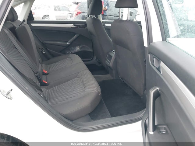 Volkswagen Passat 1.8t S 2017 1VWAT7A38HC019402 Image 8