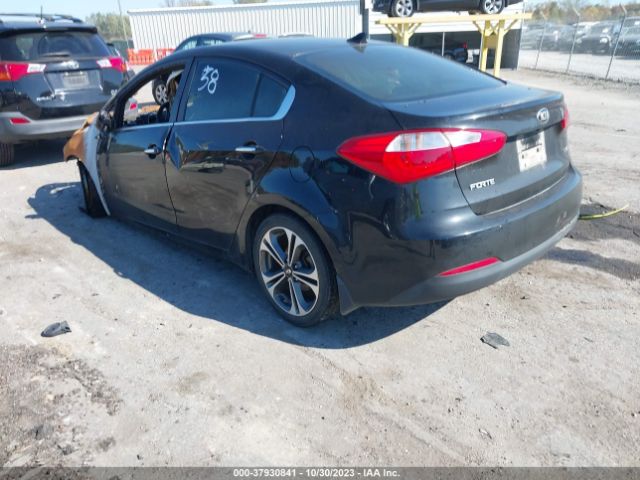 KNAFZ4A81G5448219 KIA FORTE EX