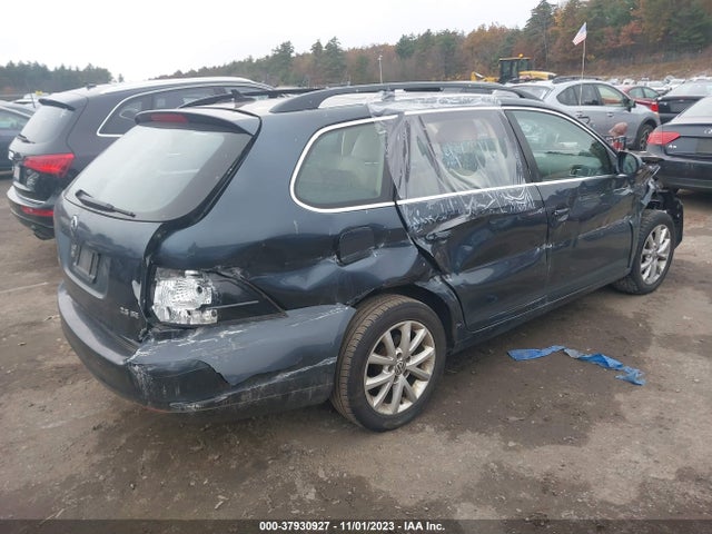 2010 VOLKSWAGEN JETTA SPORTWAGEN 3VWTZ7AJXAM687843 Photo 3