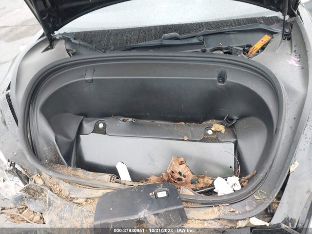 Tesla Model 3 Performance/long Range 2018 5YJ3E1EB9JF072011 Image 10