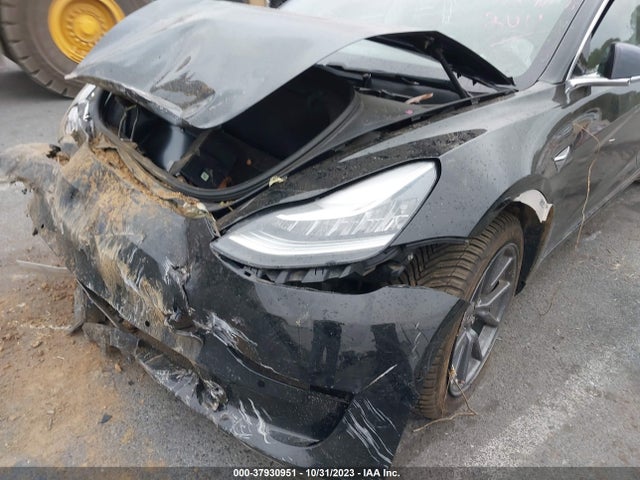 Tesla Model 3 Performance/long Range 2018 5YJ3E1EB9JF072011 Image 6