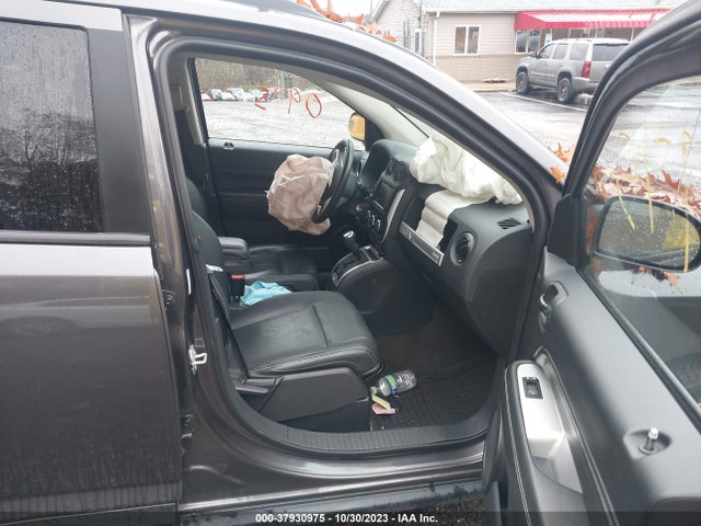 1C4NJCEA0GD536147 Jeep Compass High Altitude Edition