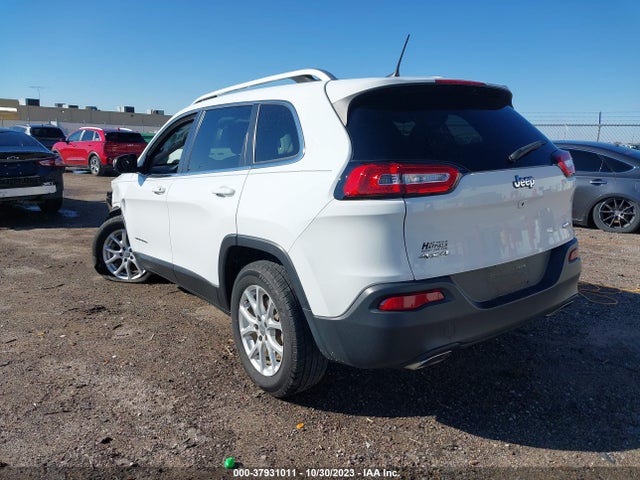 2017 JEEP CHEROKEE LATITUDE 4X4 VIN: 1C4PJMCSXHW656442