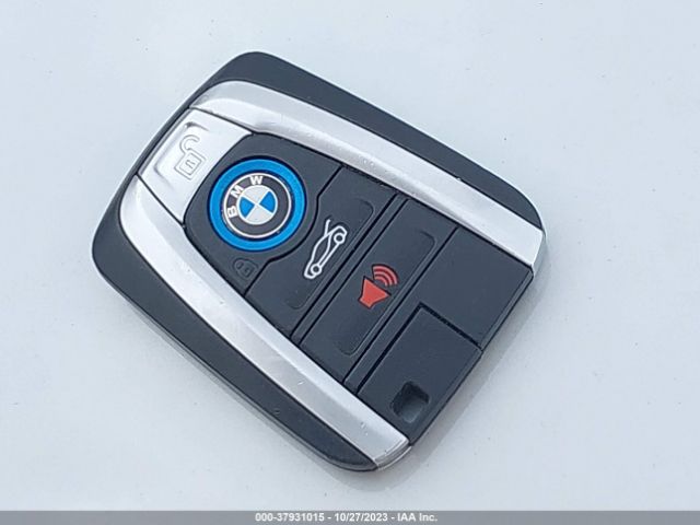 WBY2Z2C50FV674337 BMW I8
