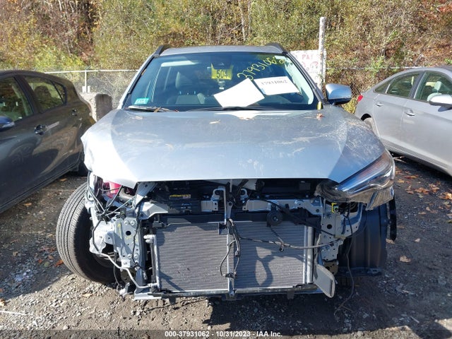 2022 TOYOTA COROLLA CROSS XLE VIN: 7MUDAABG2NV042064