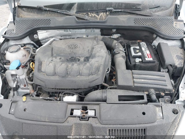 3VWJD7AT8JM726677 Volkswagen Beetle Se