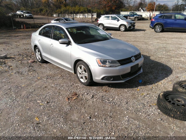 2011 VOLKSWAGEN JETTA 2.0L TDI VIN: 3VWLL7AJ7BM127085