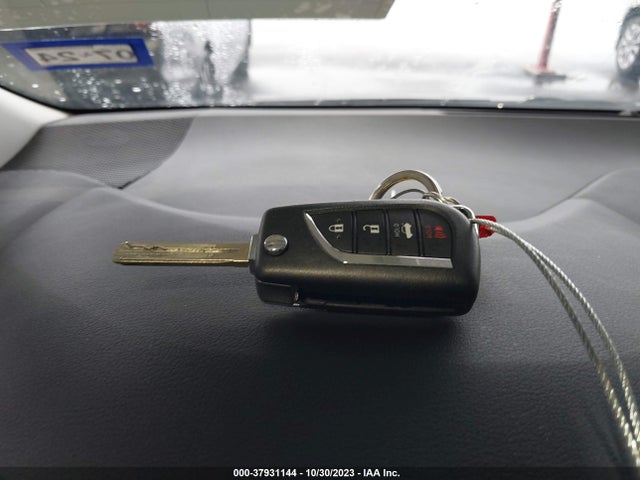 Toyota COROLLA LE 2022 5YFEPMAE9NP332955 Image 11