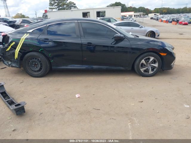 19XFC2F68KE027921 Honda Civic Sedan Lx