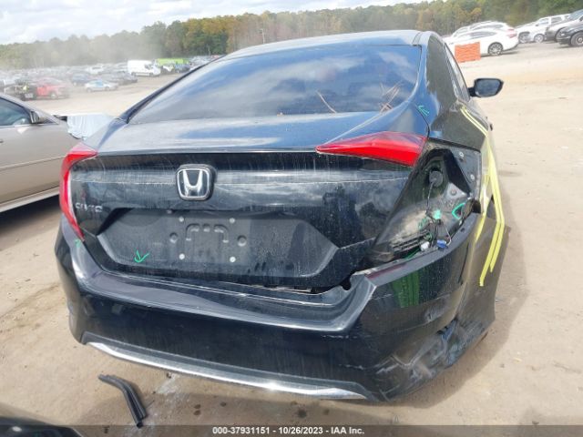 19XFC2F68KE027921 Honda Civic Sedan Lx