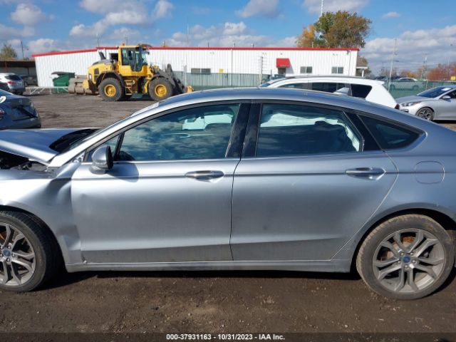3FA6P0CD1LR133722 Ford FUSION SEL