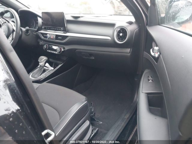 3KPF54AD1PE591882 KIA Forte Gt-line