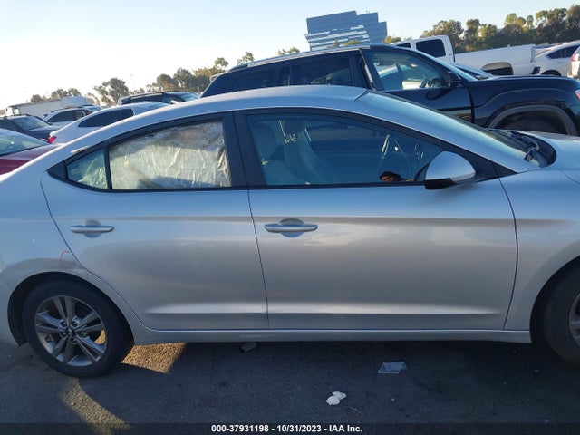 2017 HYUNDAI ELANTRA SE VIN: 5NPD84LF0HH151467