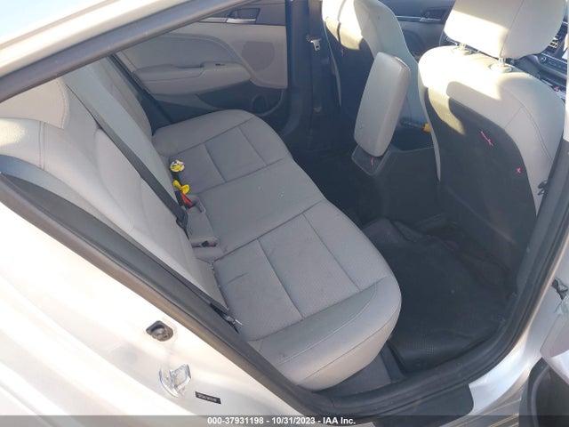 2017 HYUNDAI ELANTRA SE VIN: 5NPD84LF0HH151467