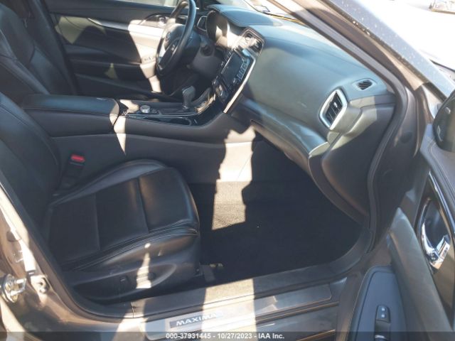 1N4AA6AP0JC398056 Nissan Maxima 3.5 Sl