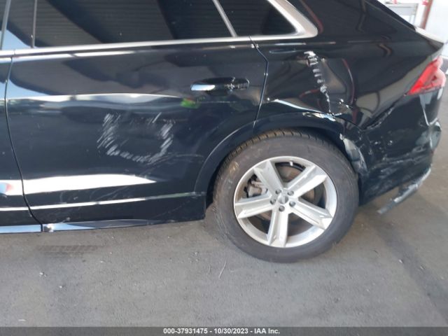 WA1AVAF10KD020007 Audi Q8 55 Premium