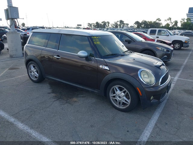 2010 MINI COOPER CLUBMAN WMWMM3C56ATZ32425 Photo 0
