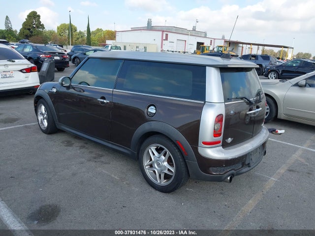 2010 MINI COOPER CLUBMAN WMWMM3C56ATZ32425 Photo 2