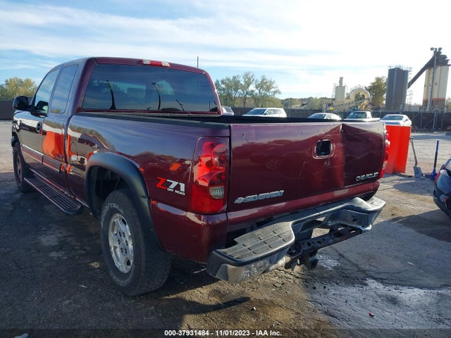 2003 CHEVROLET SILVERADO 1500 LS VIN: 2GCEK19T131204110