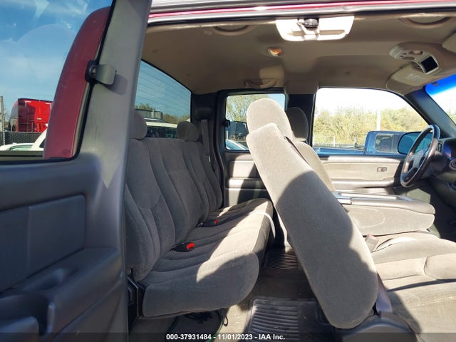 2003 CHEVROLET SILVERADO 1500 LS VIN: 2GCEK19T131204110