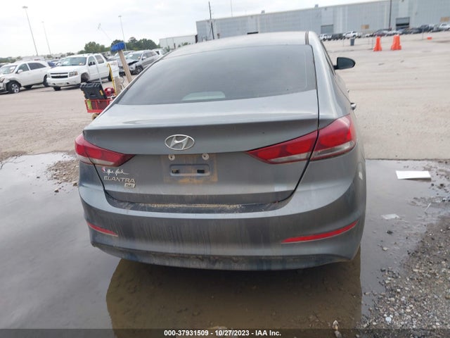 2018 HYUNDAI ELANTRA SE VIN: 5NPD74LF9JH283331