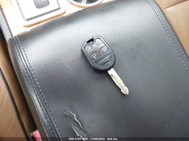 2012 LINCOLN NAVIGATOR VIN: 5LMJJ2J52CEL00226
