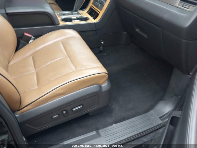 2012 LINCOLN NAVIGATOR VIN: 5LMJJ2J52CEL00226