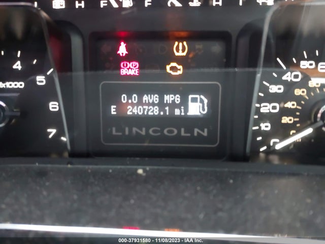 2012 LINCOLN NAVIGATOR VIN: 5LMJJ2J52CEL00226