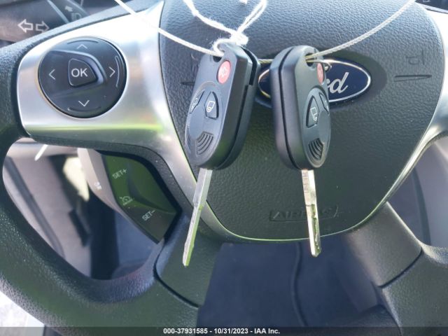 1FMCU9G91FUC26796 Ford ESCAPE SE