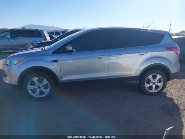 1FMCU9G91FUC26796 Ford ESCAPE SE