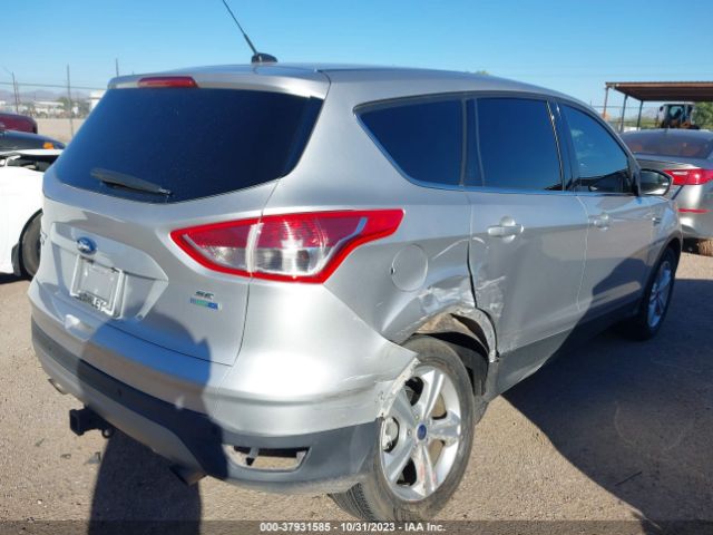 1FMCU9G91FUC26796 Ford ESCAPE SE
