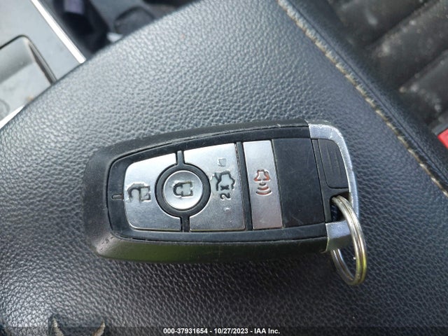 3FA6P0HD0HR145473 Ford FUSION SE