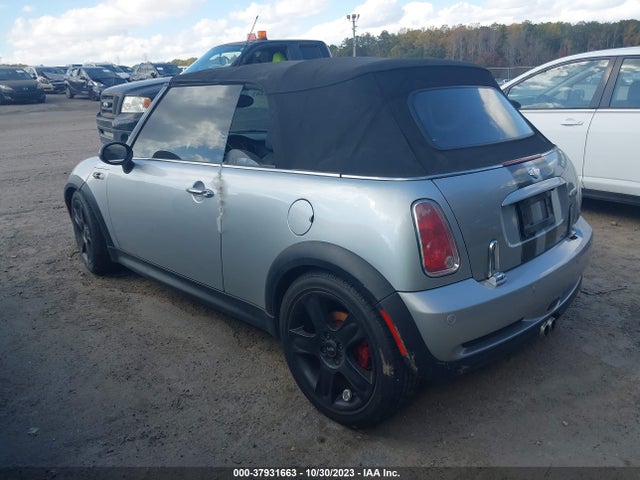 2006 MINI COOPER CONVERTIBLE WMWRH33526TK59134 Photo 2