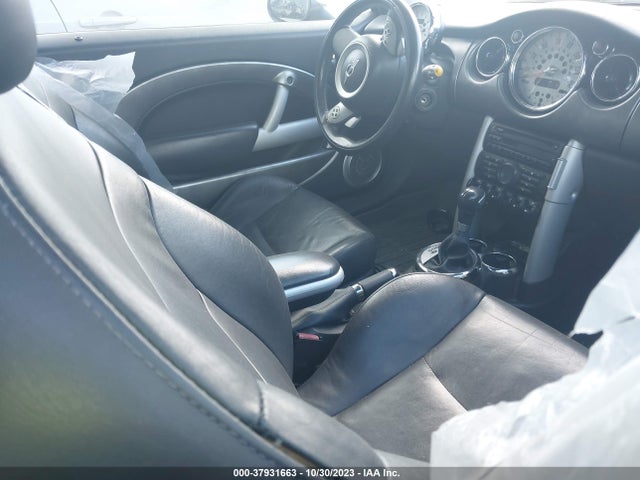 2006 MINI COOPER CONVERTIBLE WMWRH33526TK59134 Photo 4