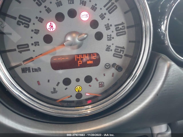 2006 MINI COOPER CONVERTIBLE WMWRH33526TK59134 Photo 6